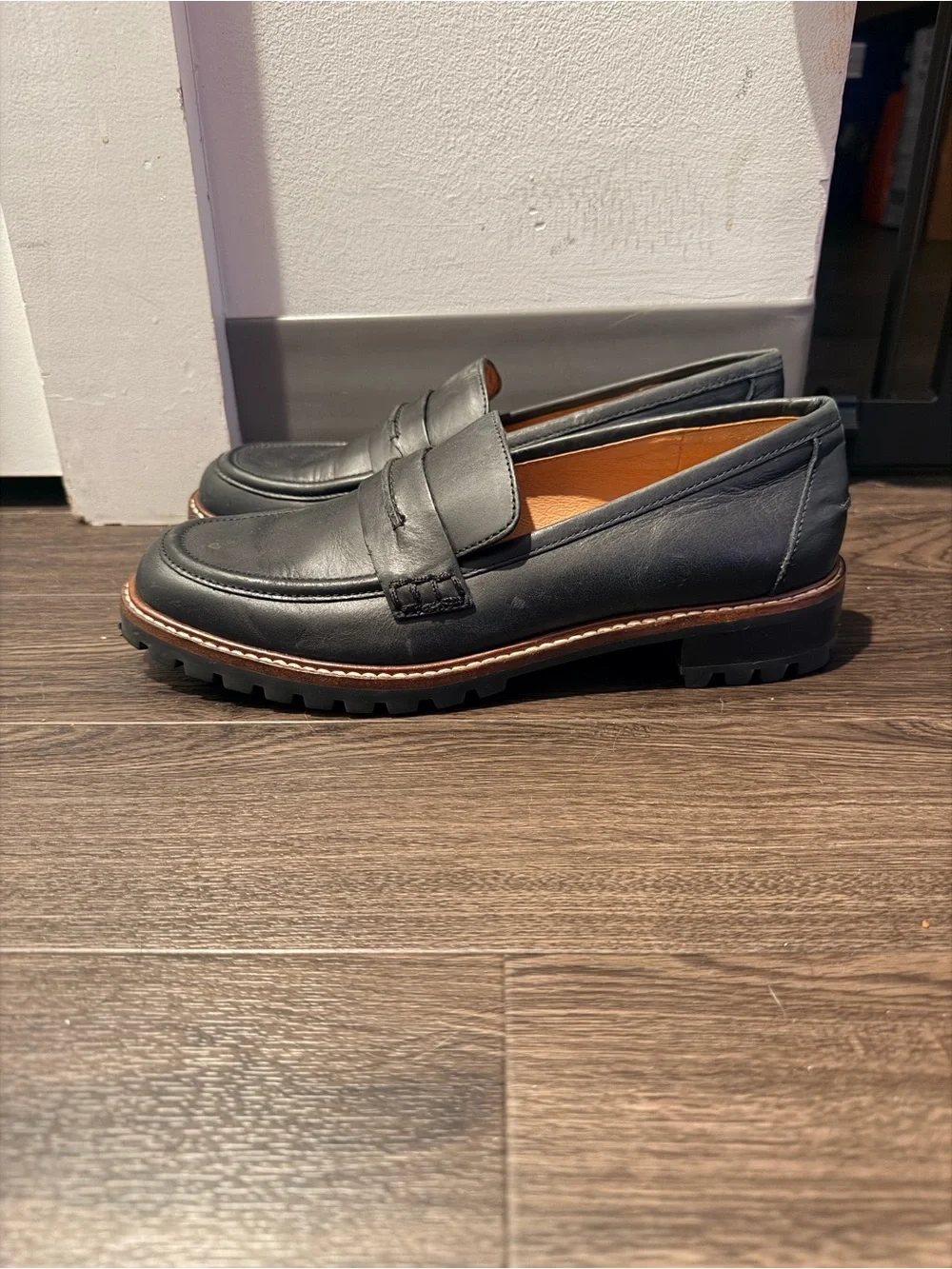 Classic Women's Madewell Black Leather Penny Loafers with Lug Sole